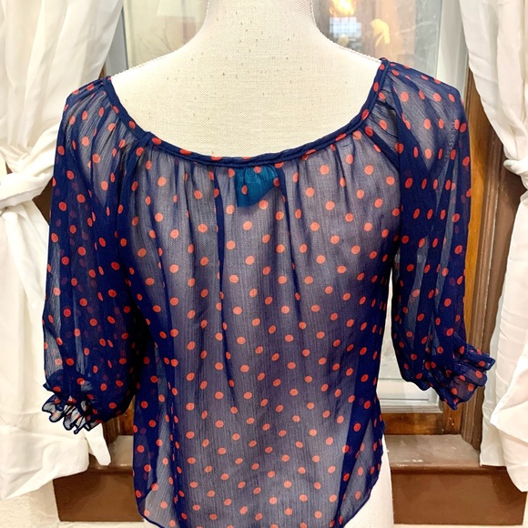 Top - Picture 3 of 4